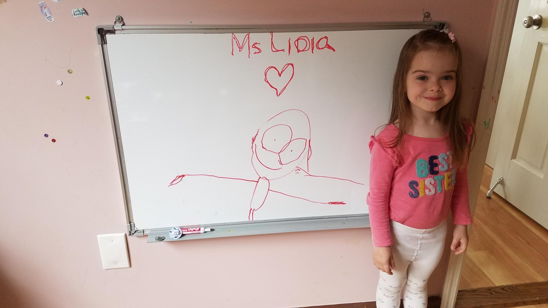 little girl made a drawing to celebrate week of the young 2020
