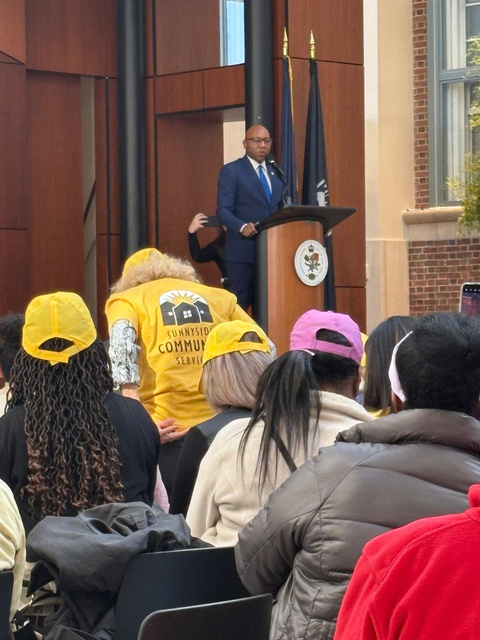 queens borough president donovan richards giving a speach during advocacy day at queens borough hall