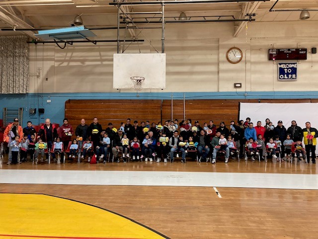group shot of all the participants in a day of spring insect activities at sunset park early childhood development center